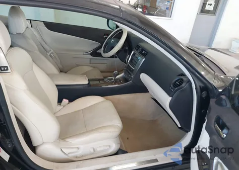 2010 Lexus Is 250C from USA, damaged, VIN JTHFF2C28A2501885